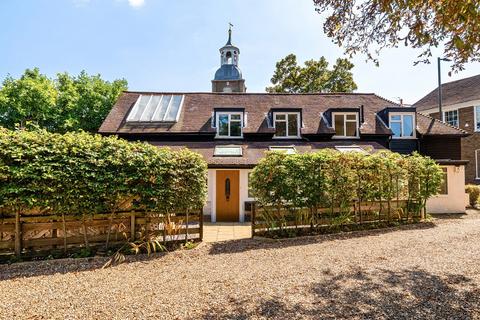 5 bedroom semi-detached house for sale, Church Street, Lower Sunbury, TW16