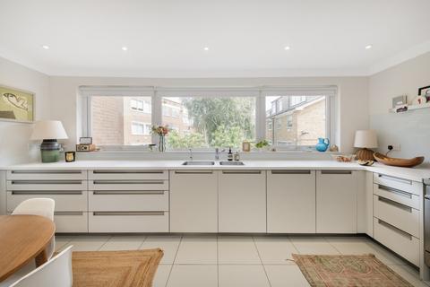undefined, Meadowbank, London, NW3