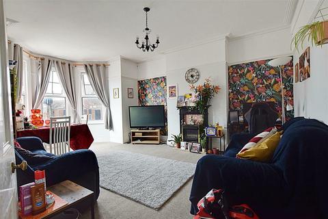 2 bedroom flat for sale, Clifford Road, Bexhill-On-Sea