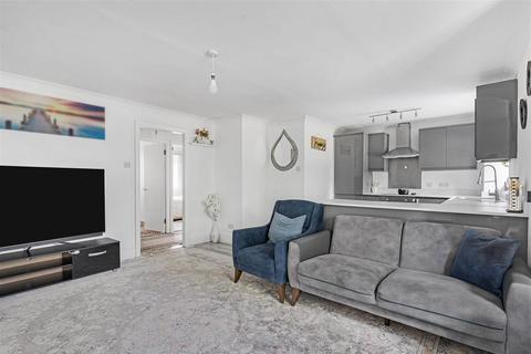 undefined, Mullards Close, Mitcham