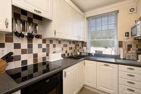 2 bedroom apartment for sale, Den Promenade, Beach Court Den Promenade, TQ14
