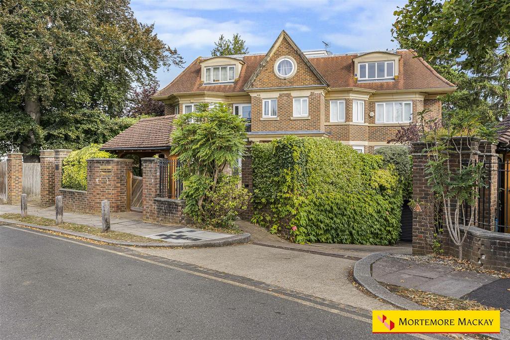21 61556 watermarked.jpg