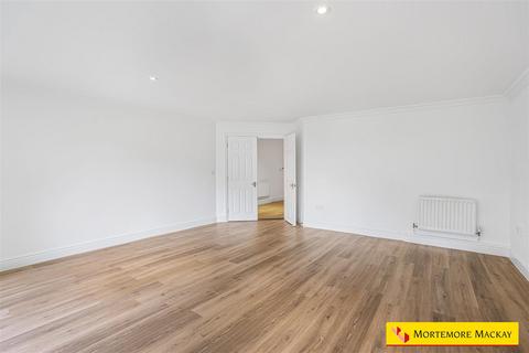 undefined, Paulin Drive, London