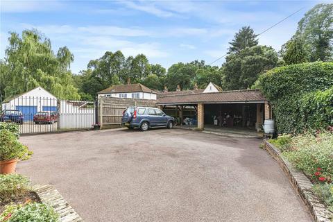3 bedroom detached house for sale, Deep End, West Common Road, Hayes