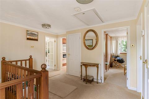 3 bedroom detached house for sale, Deep End, West Common Road, Hayes