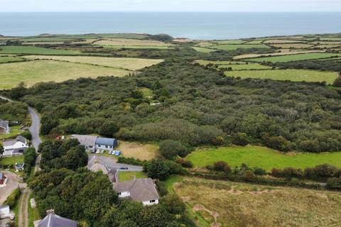 3 bedroom detached bungalow for sale, Parc-yr-Efail, Pontiago, Pencaer, Goodwick