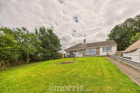 3 bedroom detached bungalow for sale, Parc-yr-Efail, Pontiago, Pencaer, Goodwick