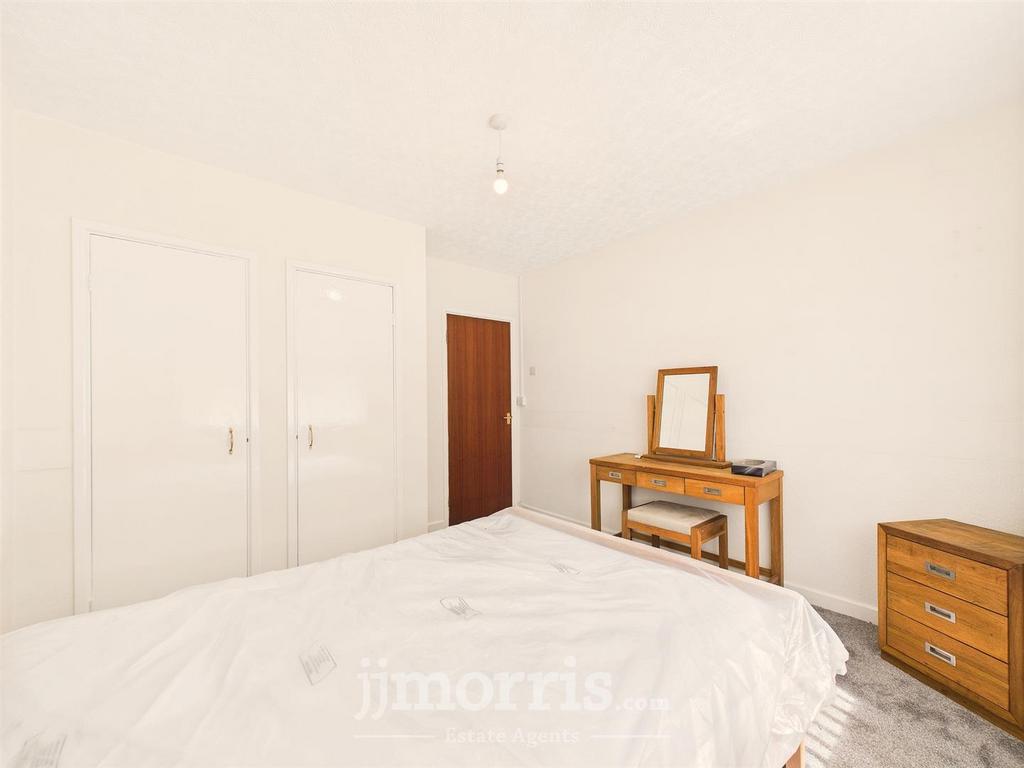 CAM02122 G0-PR0359-STILL025.jpg