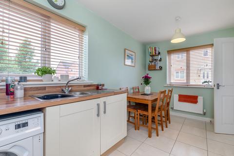 3 bedroom semi-detached house for sale, Poplar Court, Penyffordd, CH4