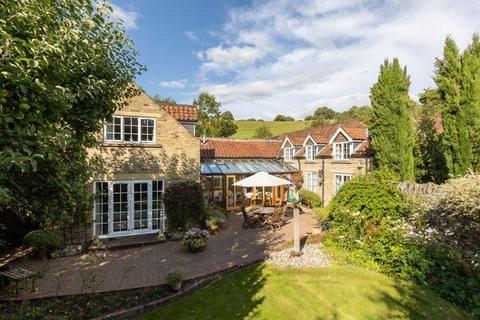 5 bedroom detached house for sale, Harrison
