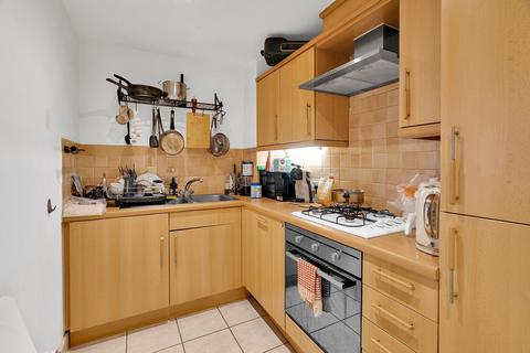 1 bedroom flat for sale, Newport Avenue, Bartholomew Court, E14