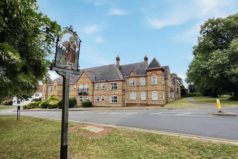 2 bedroom apartment for sale, Lavenham Court, Peterborough