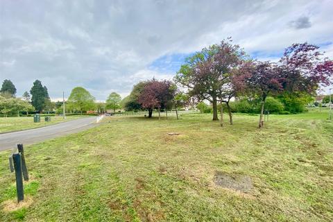 2 bedroom apartment for sale, Lavenham Court, Peterborough