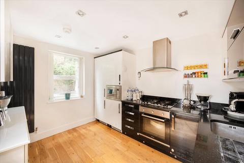 3 bedroom flat for sale, Iverson Road, London, NW6