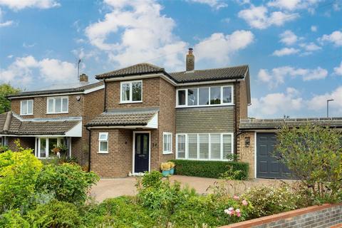 3 bedroom detached house for sale, Luton Road, Wilstead