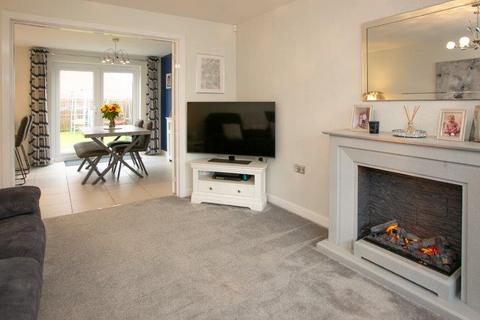 2 Carr Field Close, Pickering, YO18 8EZ