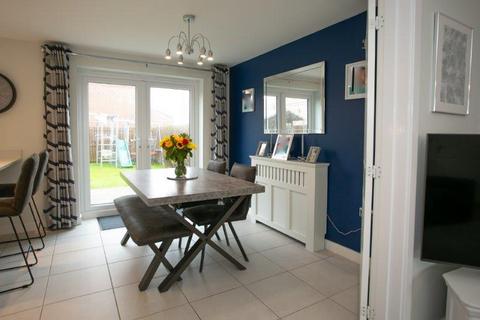 2 Carr Field Close, Pickering, YO18 8EZ