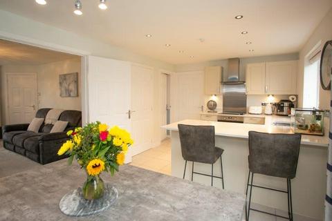 2 Carr Field Close, Pickering, YO18 8EZ