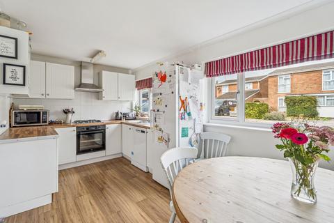 3 bedroom detached house for sale, The Gables, Aylesbury HP17