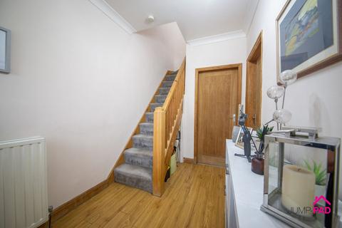 3 bedroom semi-detached house for sale, Queens Drive, Newton-Le-Willows, WA12