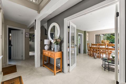 Barton House Crouch Lane, Winkfield, Windsor, SL4 4TL