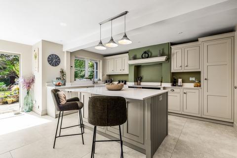 Barton House Crouch Lane, Winkfield, Windsor, SL4 4TL