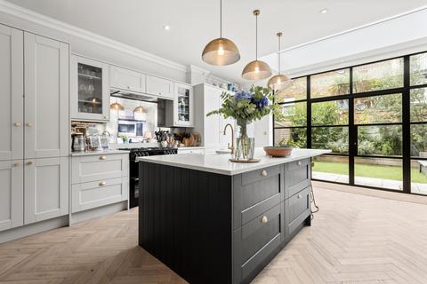Crowborough Road, SW17