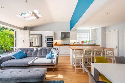 undefined, Bushey Heath, Bushey, Bushey Heath, WD23