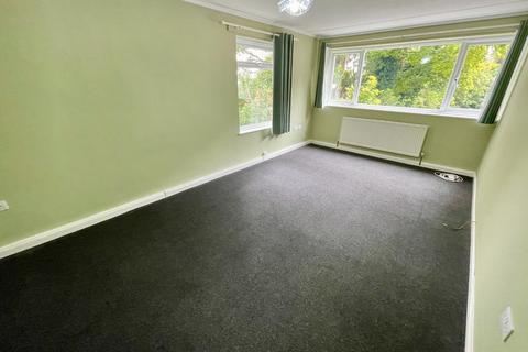 undefined, Richmond Court, Richmond Hill, Luton, Bedfordshire, LU2 7JJ