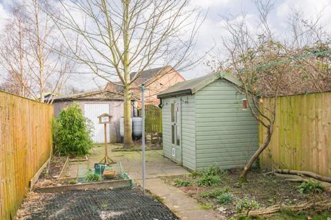 6 Goslipgate, Pickering, YO18 8DQ