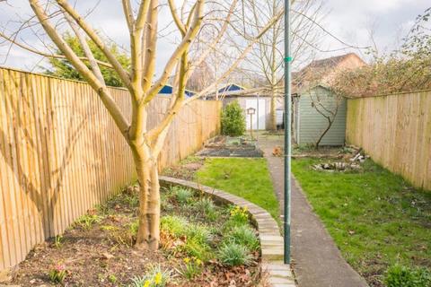 6 Goslipgate, Pickering, YO18 8DQ