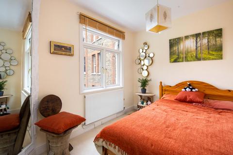 3 bedroom terraced house for sale, Clapton Passage, Lower Clapton Road,, London, E5