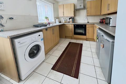 undefined, Fairford Close, Derbyshire S40