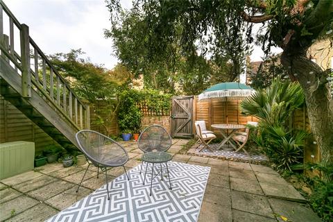 2 bedroom maisonette for sale, Kenley Road, St Margarets, Twickenham, TW1