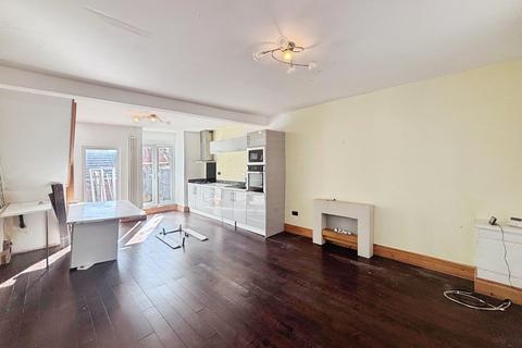 3 bedroom terraced house for sale, Tulketh Crescent, Preston PR2