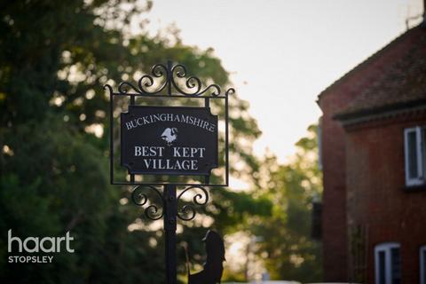 4 bedroom detached house for sale, Wing Road, Stewkley Village