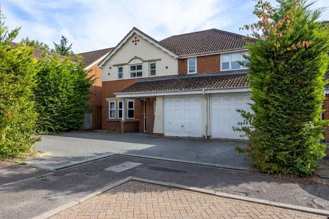 Abergavenny Gardens, Crawley RH10