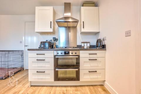 4 bedroom detached house for sale, Ivatt Close, Midway