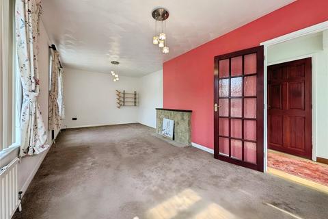 2 bedroom bungalow for sale, Seathorpe Avenue, Sheerness ME12