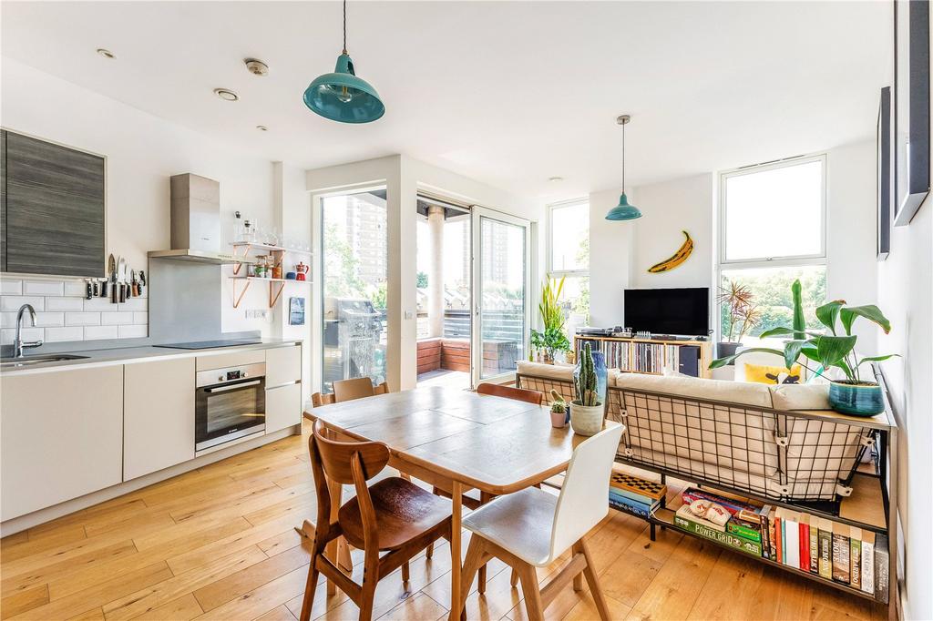 Reception/Kitchen