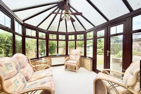 4 bedroom detached house for sale, Nickleby Road, Chelmsford