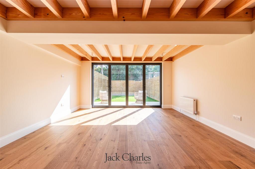 37 Shipbourne Road-13.jpg