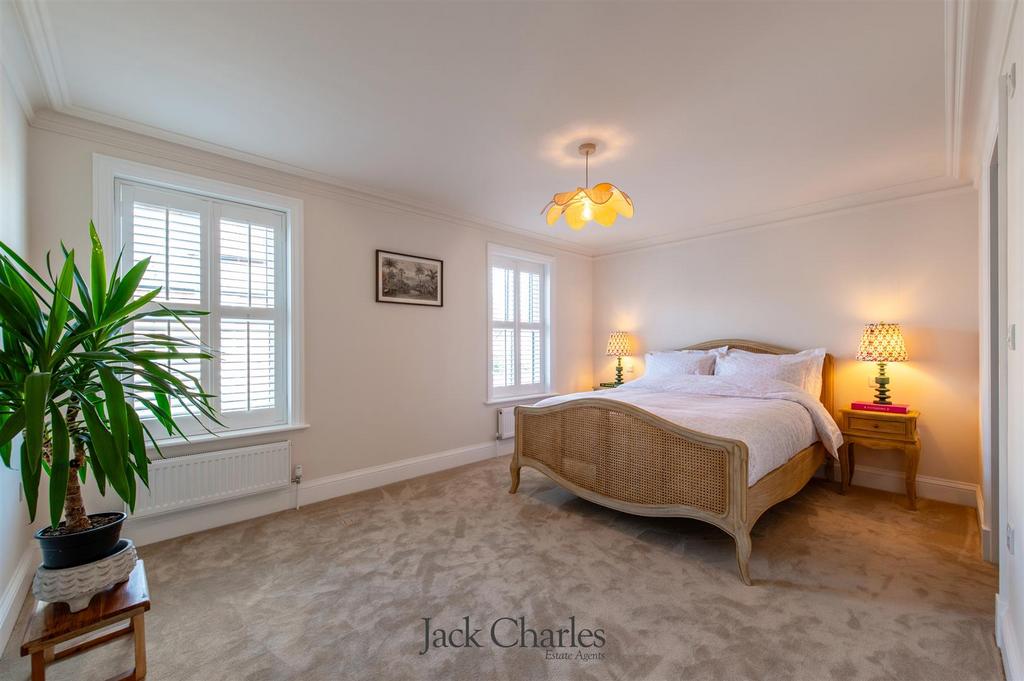 37 Shipbourne Road-17.jpg