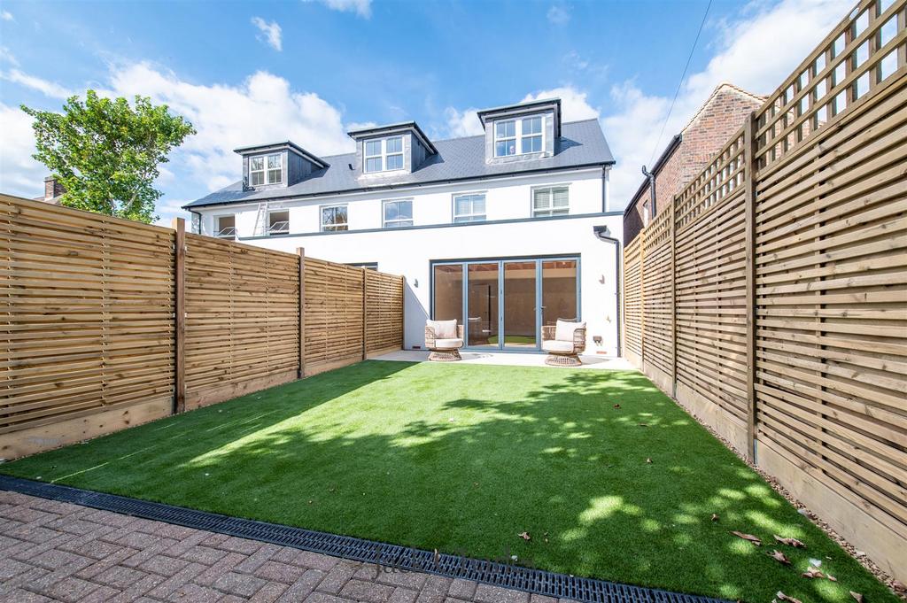 37 Shipbourne Road-36.jpg
