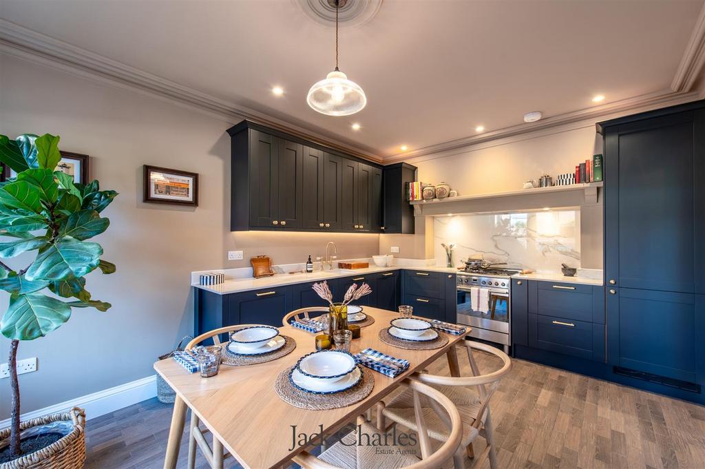 37 Shipbourne Road-03.jpg