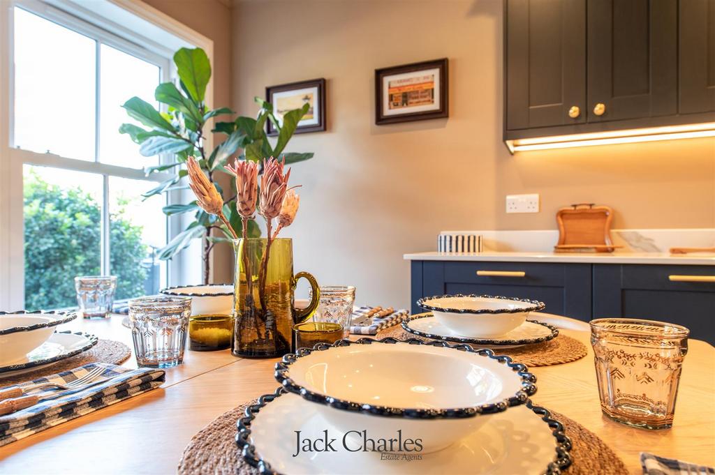 37 Shipbourne Road-10.jpg