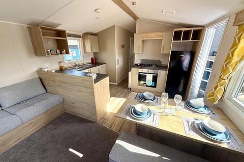 2 bedroom park home for sale, Dovercourt Holiday Park