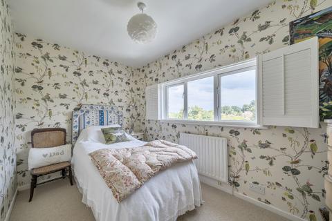 49 Upper Close, Forest Row, RH18 5DS