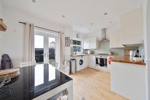 3 Fernlea Close, Cambridge, CB1 9LW