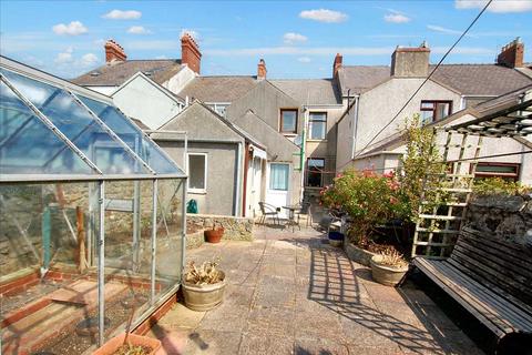 4 bedroom terraced house for sale, 16 Hawkstone Road, Pembroke Dock